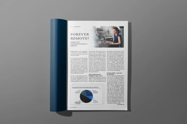 Eine aufgeklappte Zeitschrift mit dem ver&ouml;ffentlichten Beitrag | SPIRIT/21