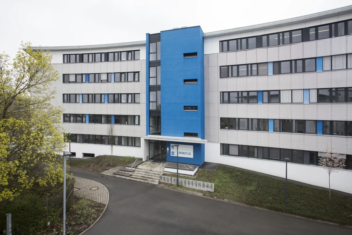 SPIRIT/21 Hauptsitz in B&ouml;blingen Hulb von au&szlig;en